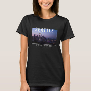 Camiseta Seattle Washington Skyline Space Needle Mount Rain