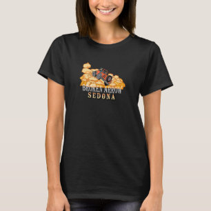 Camiseta Sedona Arizona con una flecha rota hacia abajo hac
