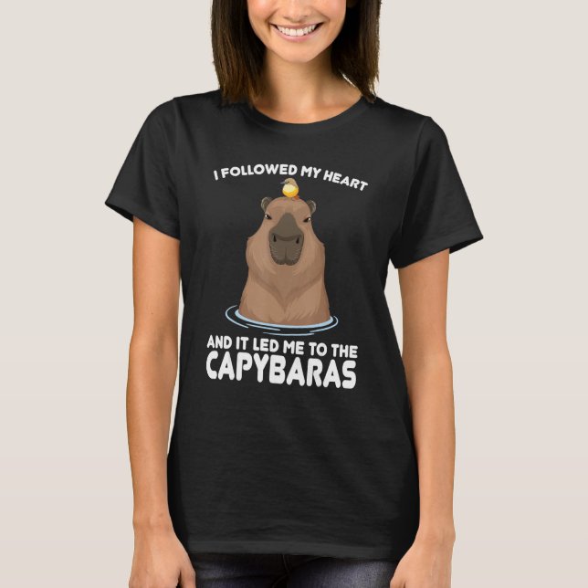 Camiseta Seguí el corazón y guiaba a capybaras capybara (Anverso)