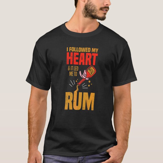 Camiseta Seguí Mi Corazón Y Me Llevó A Rum (Anverso)