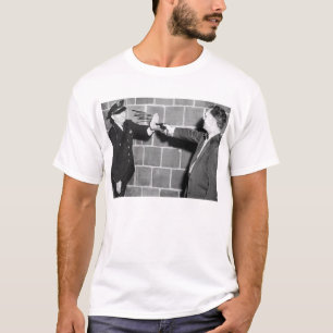 Camiseta seguridad del arma de los años 50