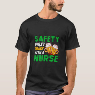 Camiseta Seguridad Primer Bebida Con Enfermera