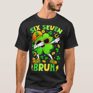 Camiseta Seis Siete Bruh Meme 67 Haciendo Dabbing Trébol Dí