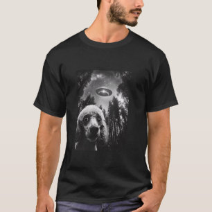 Camiseta Selfie de caniche sorprendido con ovni alienígena,