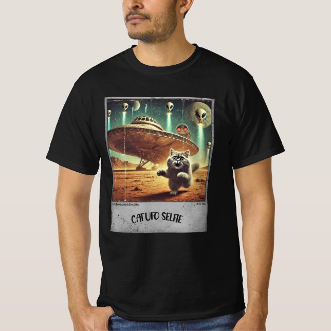 Camiseta Selfie de OVNI de gato: Kitty asustado (camiseta m (Anverso)