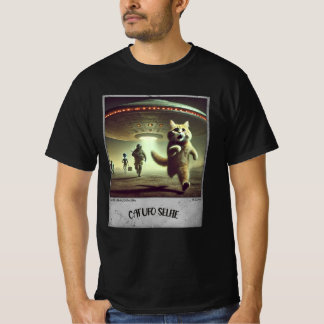 Camiseta Selfie de OVNI de gato: Kitty asustado (camiseta m