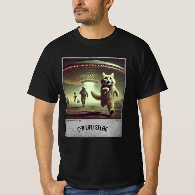 Camiseta Selfie de OVNI de gato: Kitty asustado (camiseta m (Anverso)