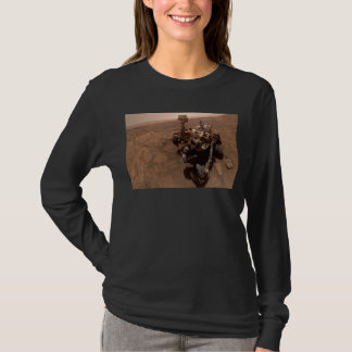Camiseta Selfie del paisaje marciano rojo de la curiosidad
