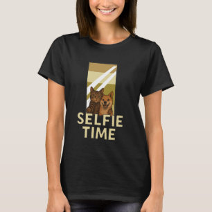Camiseta Selfie Time u2013 Funny Duo Cat Dog Inseparable Y