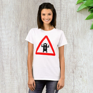 Camiseta Señal de advertencia de robot médico futurista