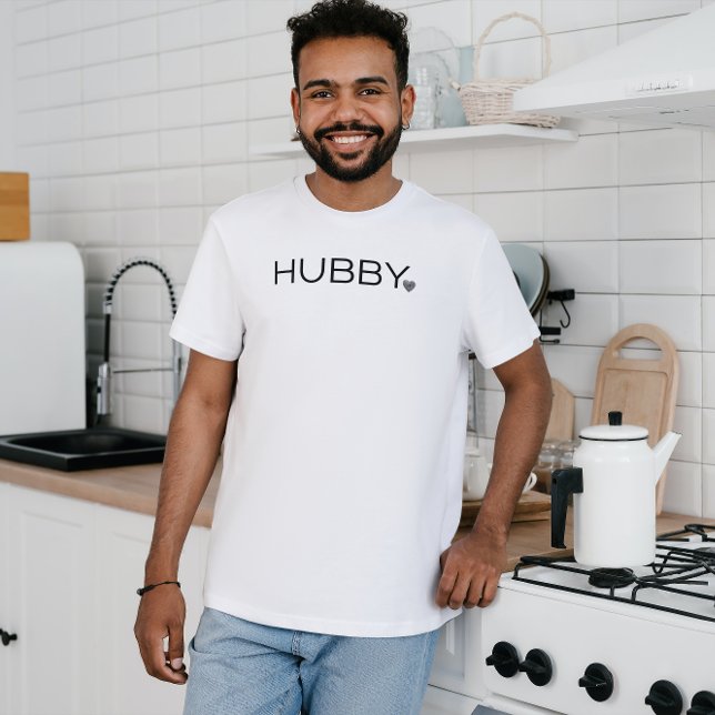 Camiseta Sencilla escritura de escritura Hubby corazón negr (Subido por el creador)