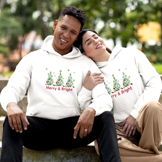 Camiseta Sencillo y asombroso "Merry & Bright" tres árboles (Subido por el creador)