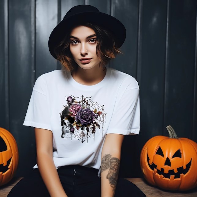 Camiseta Sencillos rosas góticos y fiesta de Halloween con  (Subido por el creador)