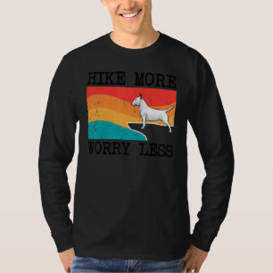 Camiseta Senderismo más preocupante, menos excursión gráfic