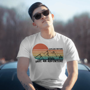 Camiseta Senderismo por los años 70 Explore la naturaleza t