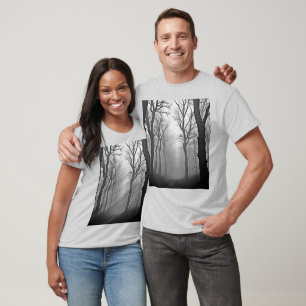 Camiseta Sendero misterioso y brumoso del bosque