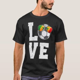 Camiseta Senegal: Futbolistas aman la bandera de un hincha 