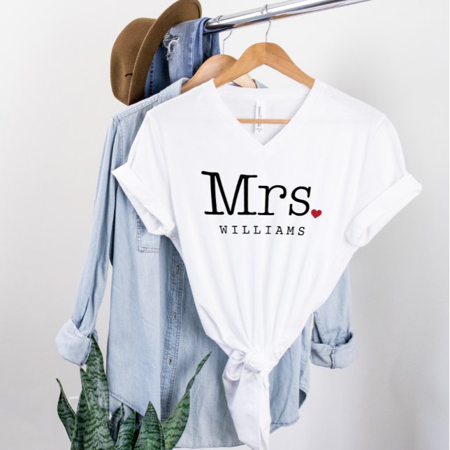 Camiseta Señora Monograma Corazón Apellido Boda (Subido por el creador)