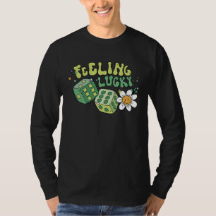 Camiseta Sentirse Afortunado Dados Retro Groovy Día de San 