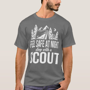 CAMISETA SENTIRSE SEGURO POR LA NOCHE DORMIENDO CON UN SCOU