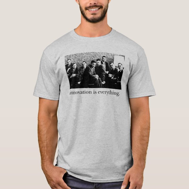 Camiseta Sepa su historia: Eran los primeros (Anverso)