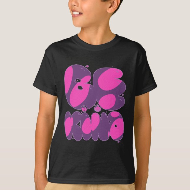 Camiseta Ser Amable Pegatina Rosa Y Púrpura (Anverso)