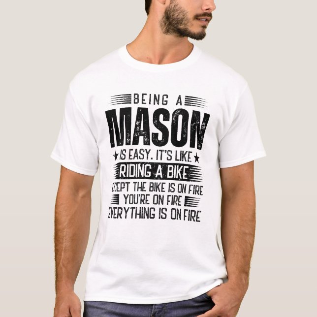 Camiseta Ser masón es fácil (Anverso)