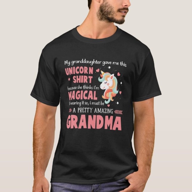 Camiseta Ser Una Abuela Magnífica Unicornio De Nieta (Anverso)