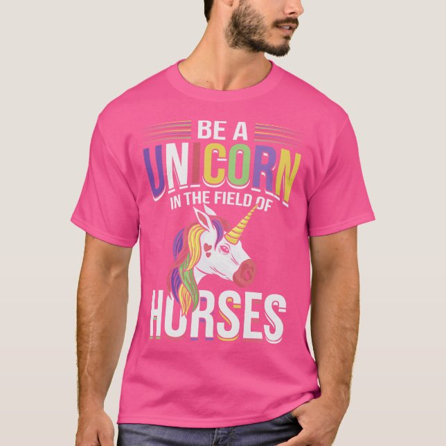 Camiseta Ser Unicornio En El Campo De Los Caballos (Anverso)