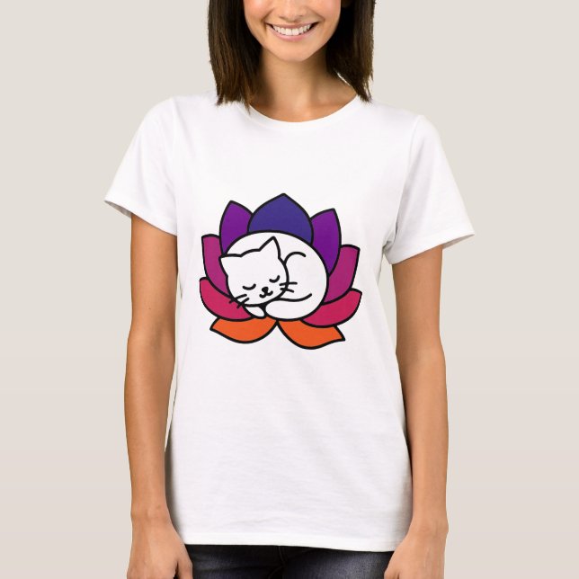 Camiseta Serene Cat Lotus Ilustracion (Anverso)