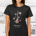 Camiseta Servicios de limpieza profesional de la Casa de Li<br><div class="desc">Servicio de limpieza profesional de la casa de limpieza de empleados domésticos Tarjeta de visita Diseño floral retro</div>