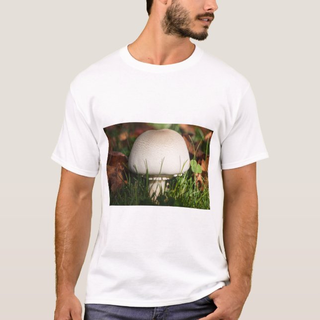 Camiseta Seta de campo en un bosque (Anverso)