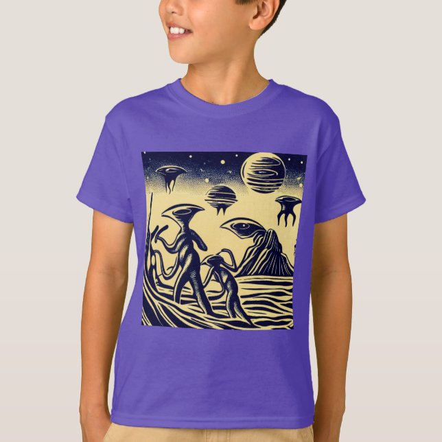 Camiseta SF - Extranjeros En Un Extraño Planeta Woodcut 1 (Anverso)