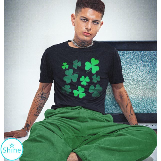 Camiseta Shamrock Clover Leaf Moderno Estilo (Subido por el creador)
