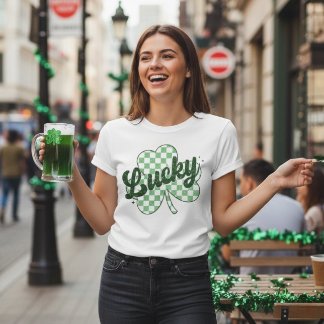 Camiseta Shamrock del Día de San Patricio (Retro Lucky St Patrick's Day Shamrock T-Shirt)