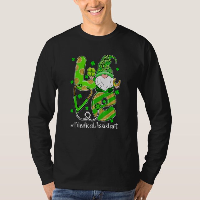 Camiseta Shamrock Gnome Love Medical Assistant St Patricks  (Anverso)