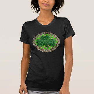 Camiseta Shamrock, Lattice Y Nudos Celtas En Camisas Verdes