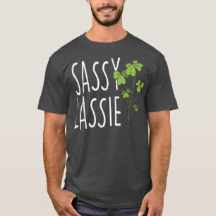 Camiseta Shamrock Leprechaun Sassy Lassie St
