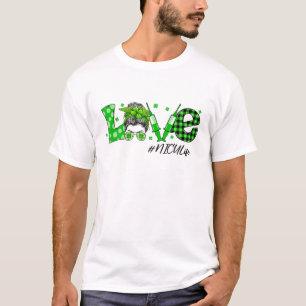 Camiseta Shamrock Love NICU Life St Patricks Day Messy Bun