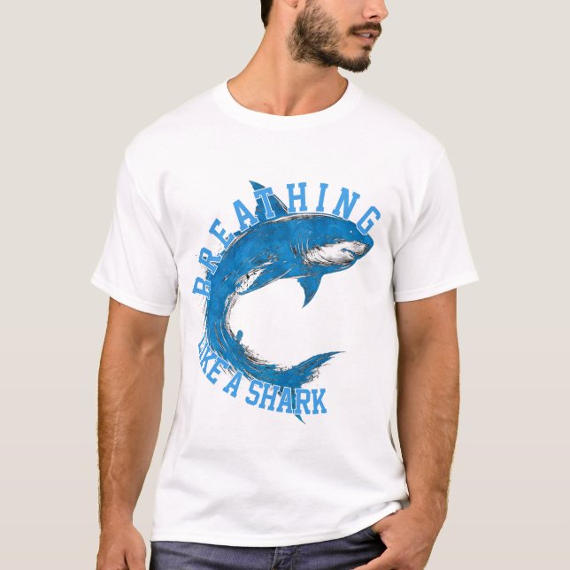 Camiseta Shark Hustle, Strength & Determination (Anverso)