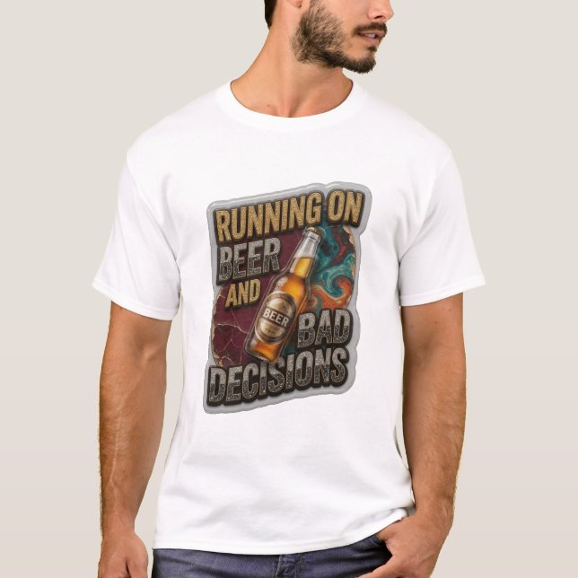 Camiseta Sharp CORRIENDO CON CERVEZA Y MALAS DECISIONES (Anverso)