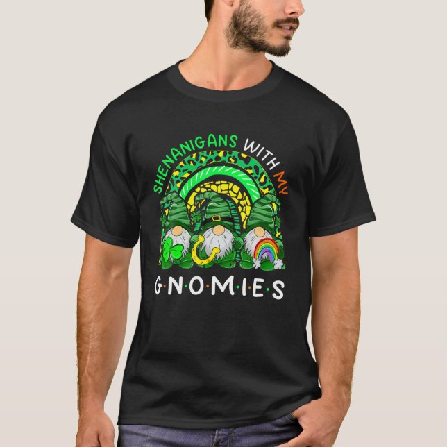 Camiseta Shenanigans con mi gnomies Rainbow Leopard St Pat (Anverso)