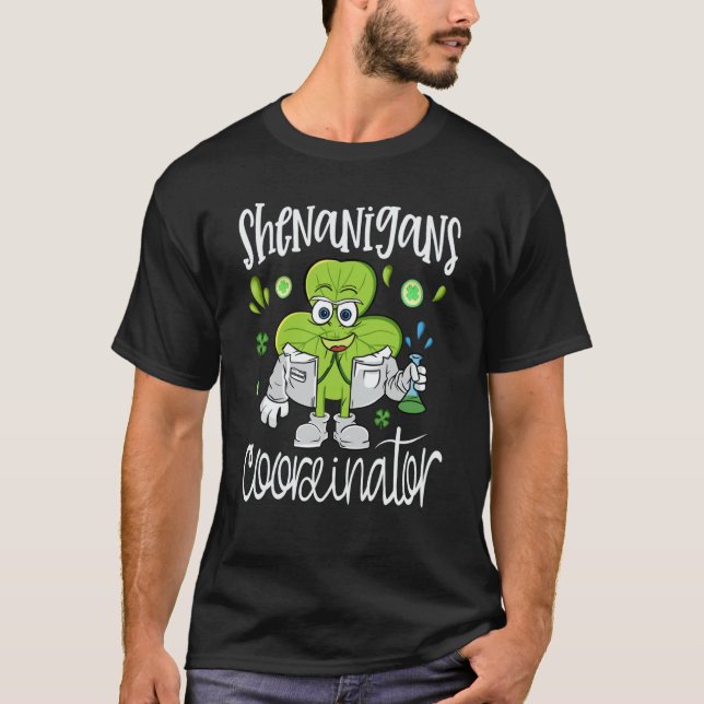 Camiseta Shenanigans Coordinator Teacher St Patrick's Day   (Anverso)