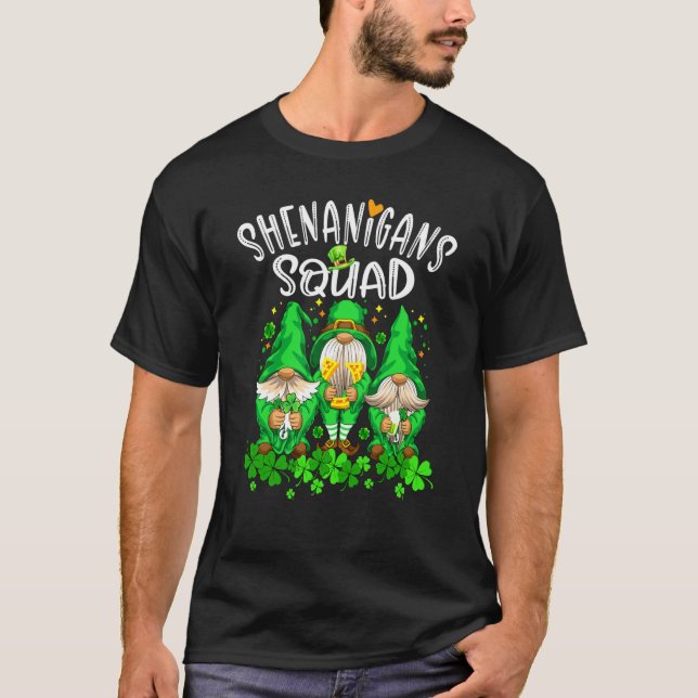Camiseta Shenanigans Squad Gnomes Shamrock Happy St Patrick (Anverso)