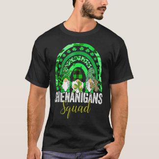 Camiseta Shenanigans Squad Irish Gnomes Rainbow St Patrick