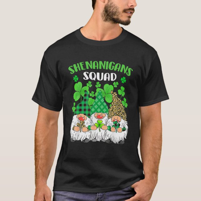 Camiseta Shenanigans Squad St Patricks Day Gnomes Green Pro (Anverso)