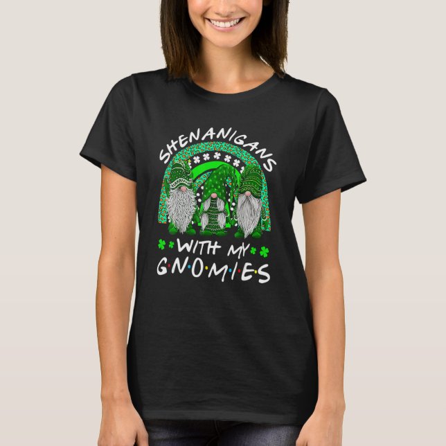 Camiseta Shenanigans With My Gnomies St Patrick's Day Gnome (Anverso)