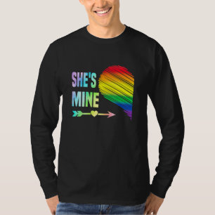 Camiseta Shes Mine Couple Heart Pride Lgbt Lesbiana Matc