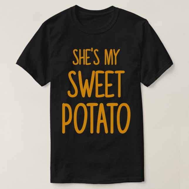 Camiseta Shes My Sweet Potato I Yam Set Thankending Coupl (Diseño del anverso)