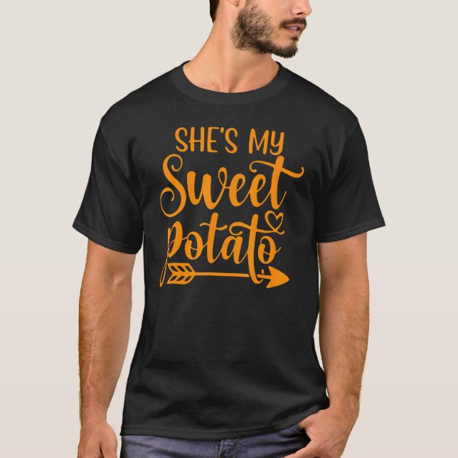 Camiseta Shes My Sweet Potato I Yam Set Thanksgiving Couple (Anverso)